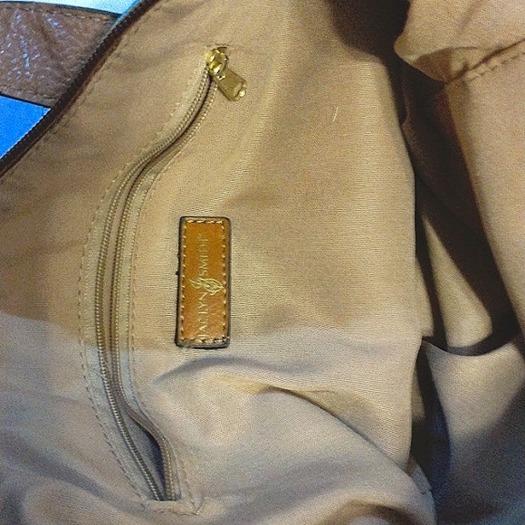 Jaclyn Smith Multicolored patchwork w/chains & tassels Design Shoulder Bag - Picture 5 of 6